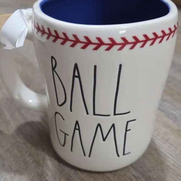 Peanuts + Rae Dunn Baseball Mug | NWT | Gift Ready - Picture 3 of 4